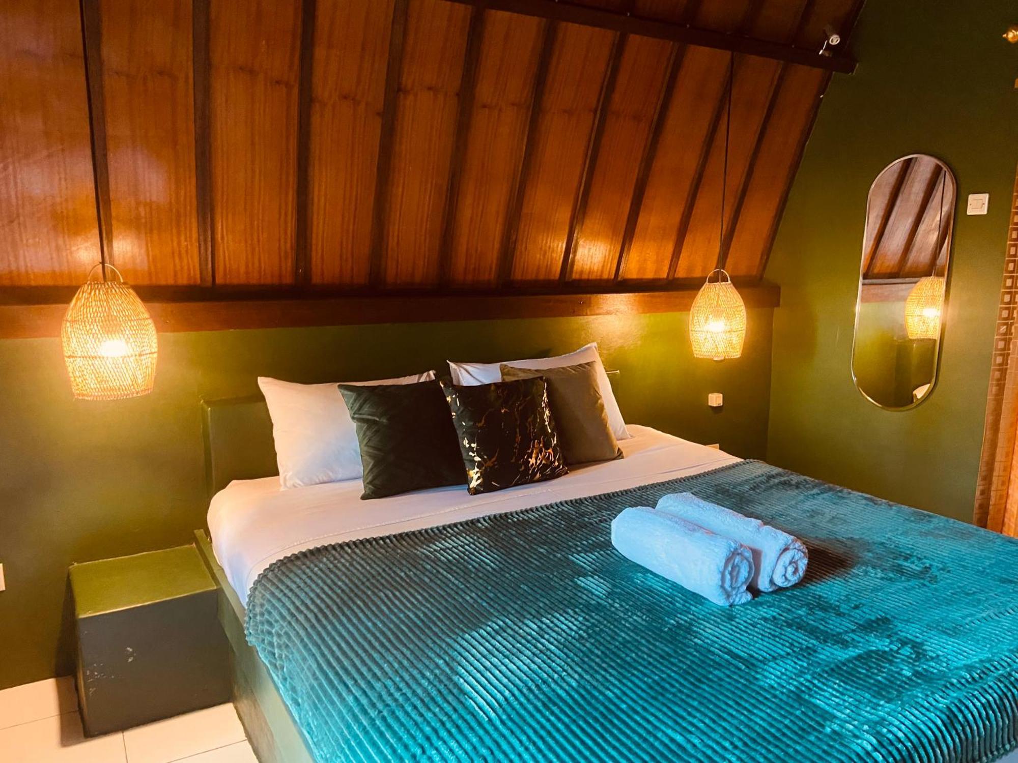 Mowglis Gili Air Hotel Exterior photo