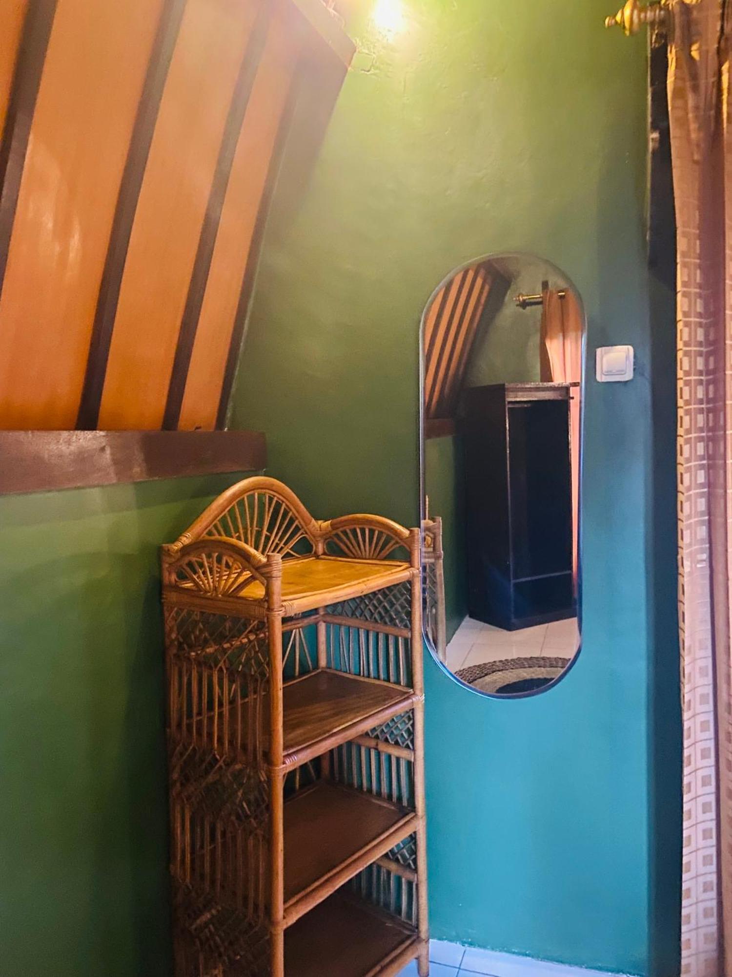 Mowglis Gili Air Hotel Exterior photo